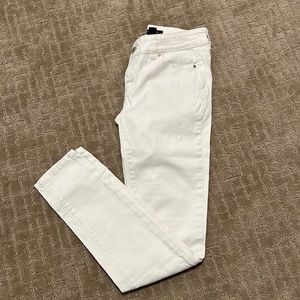 White House Black Market skinny legged pants